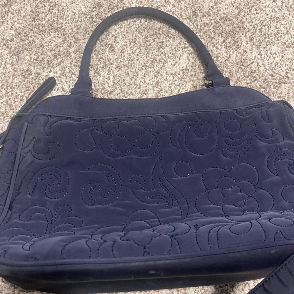 Vera Bradley Navy Blue Quilted Shoulder Bag Purse Floral Stitch - Picture 9 of 13